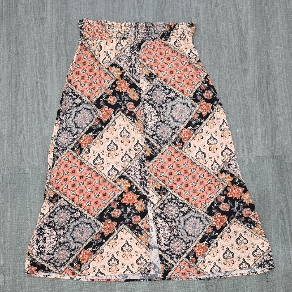 Chic Patchwork A-Line Skirt in Black and Cream Pink